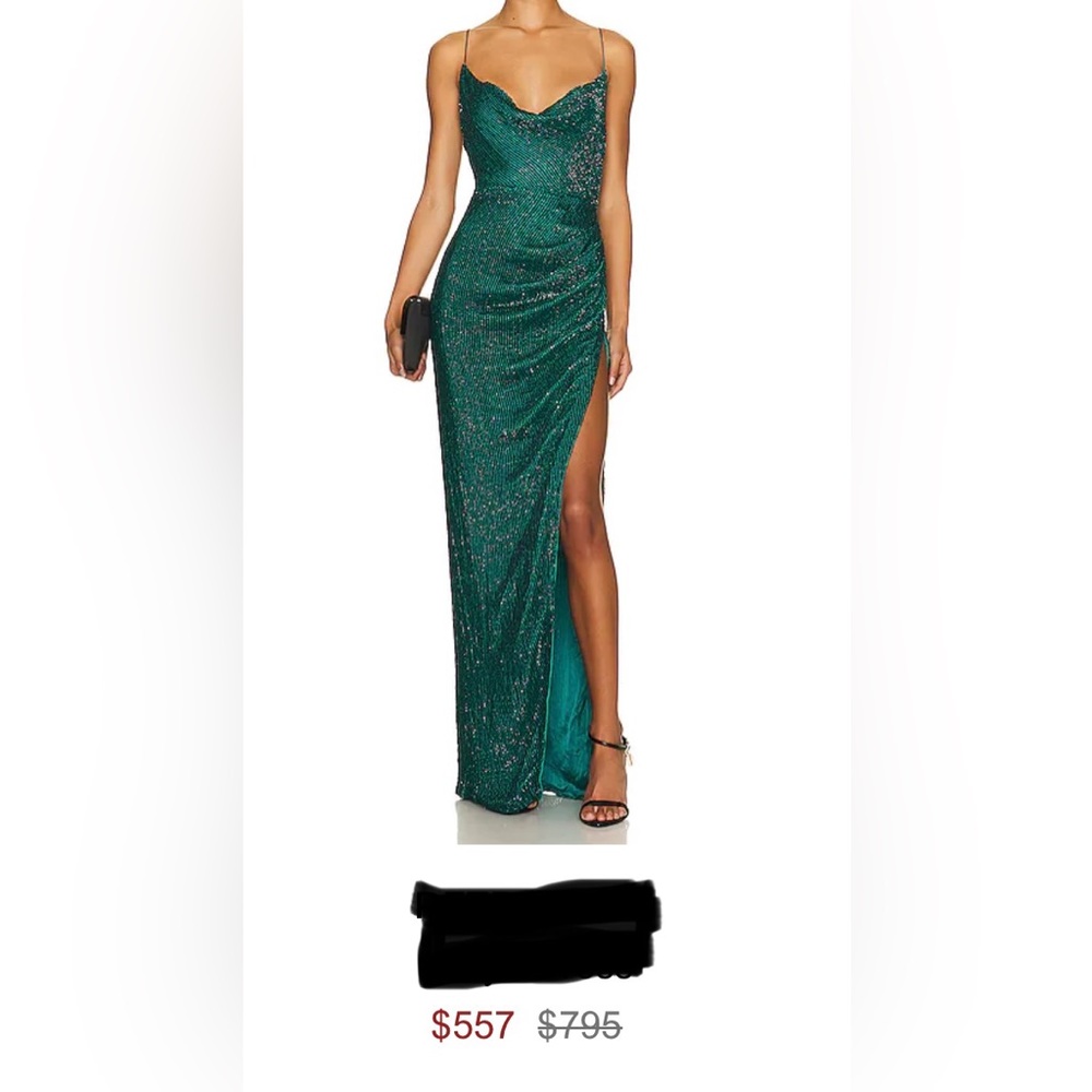100% viscose, Fully lined,Hidden side zipper,Cowl neckline,Allover sequin